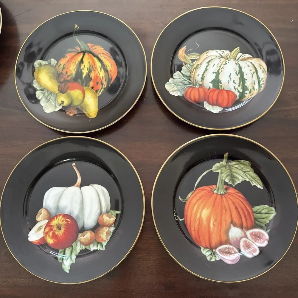 Williams Sonoma Harvest Pumpkin Plates 9